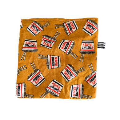 kattprassel cloth - nellie’s noodles - organic catnip crinkle cloth
