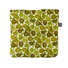 Load image into Gallery viewer, The Original Catnip Crinkle Cloth



A rustly little square of magic. Measuring approximately 5.5” x 5.5”, each piece is stuffed with two layers of natural crinkle paper and a generous scoop of premium, USA-grown organic catnip. Made from 100% eco-friendly cotton printed in the USA, these fluttery catnip textile squares are stitched in small batches by a one-woman atelier devoted to luxury goods for superior cats.



Ball it up for a toss or lay it flat as a dreamy drool mat.