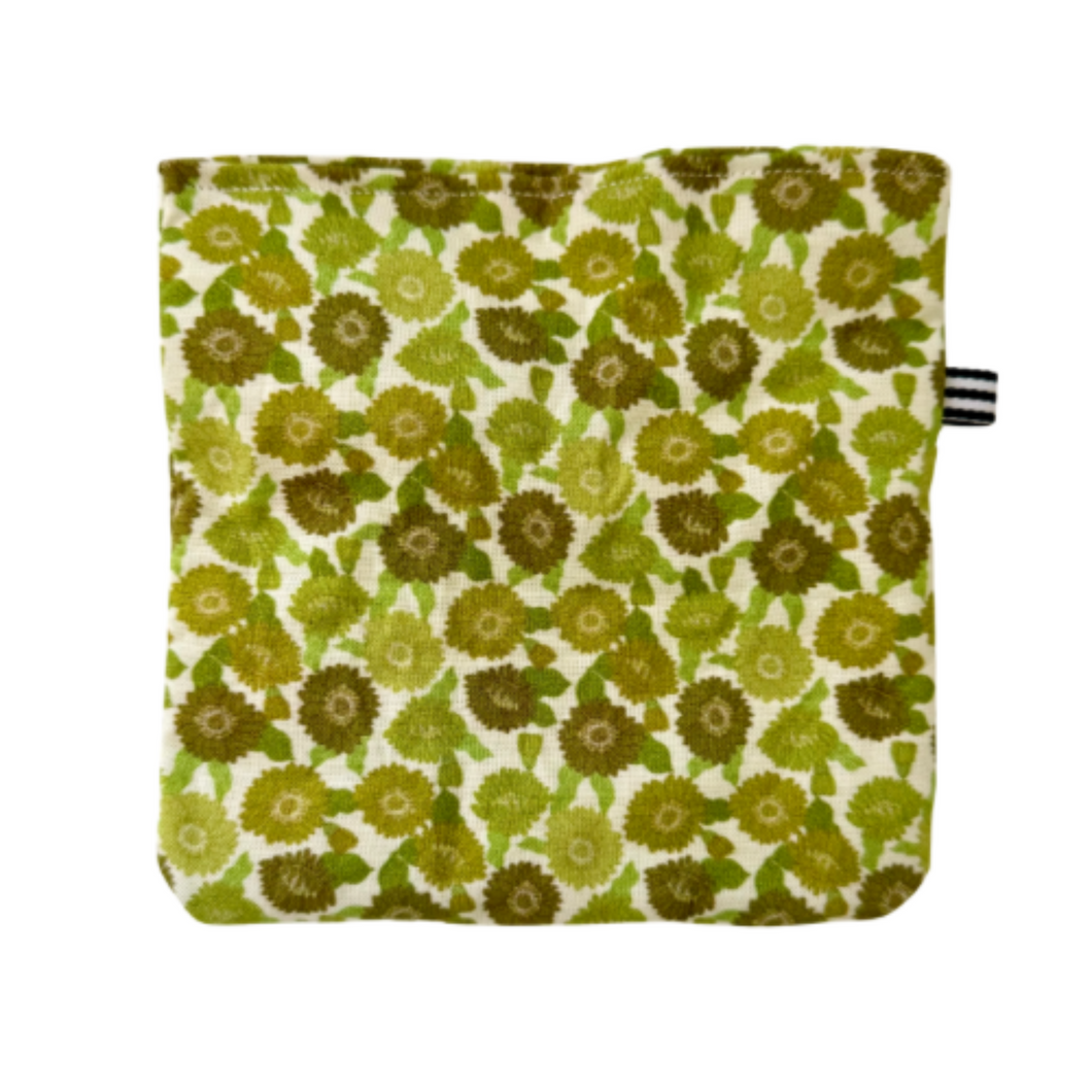 The Original Catnip Crinkle Cloth



A rustly little square of magic. Measuring approximately 5.5” x 5.5”, each piece is stuffed with two layers of natural crinkle paper and a generous scoop of premium, USA-grown organic catnip. Made from 100% eco-friendly cotton printed in the USA, these fluttery catnip textile squares are stitched in small batches by a one-woman atelier devoted to luxury goods for superior cats.



Ball it up for a toss or lay it flat as a dreamy drool mat.