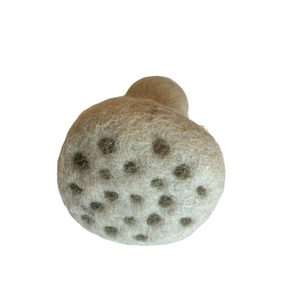Hand felted woolly magic mushroom
Measure approximately 2” x 2” 
Comes in a metal tin with an organic catnip infusion pad
USA organically grown catnip
Occasionally place mushroom back onto the pad in the tin to recharge the potency&nbsp;
Tin measures approximately 2 1/2” x 2 1/2” 
Handmade
Woman owned small batch business